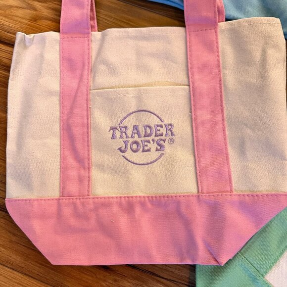 Trader Joe’s mini tote bags set of 4 - new - Picture 2 of 5
